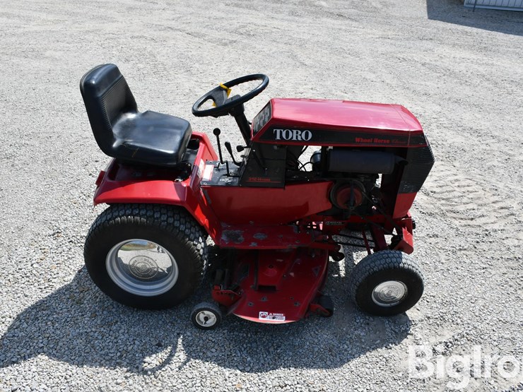 toro-wheel-horse-classic-riding-lawn-mower-image-4