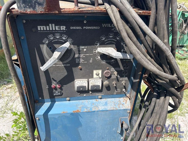 1985-miller-wildcat-350-d-welder-image-5