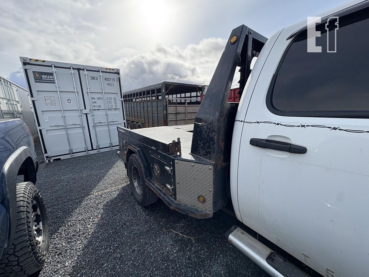 2012-chevrolet-silverado-3500-image-5