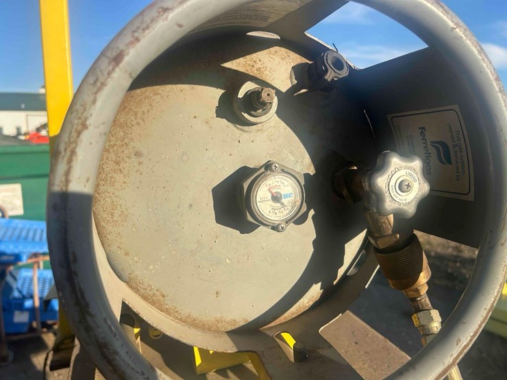 cascade-82f4968-forklift-image-27