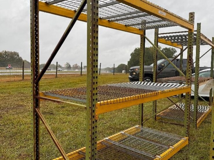 pallet-shelving-(42"x102"x8')-image-2