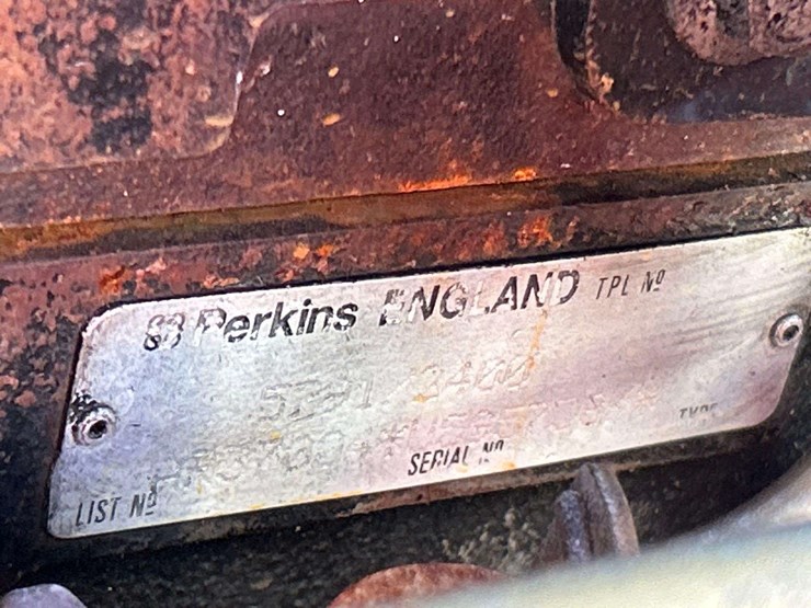 2000-morbark-towable-brush-chipper-image-8