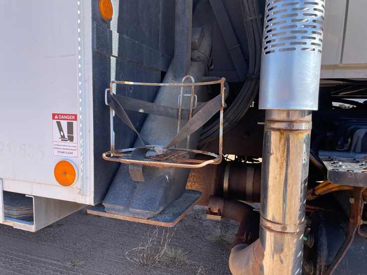 2012-international-durastar-4400-image-58