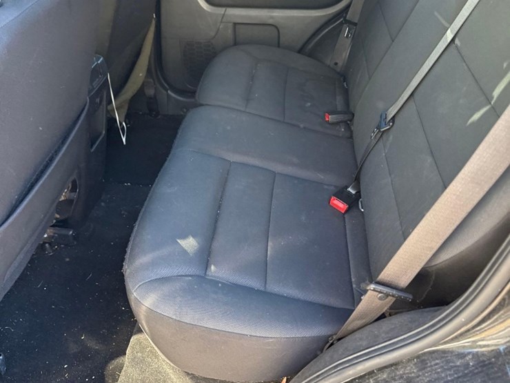 2011-ford-escape-xlt-image-8