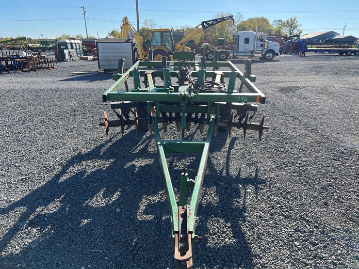 john-deere-710-image-1