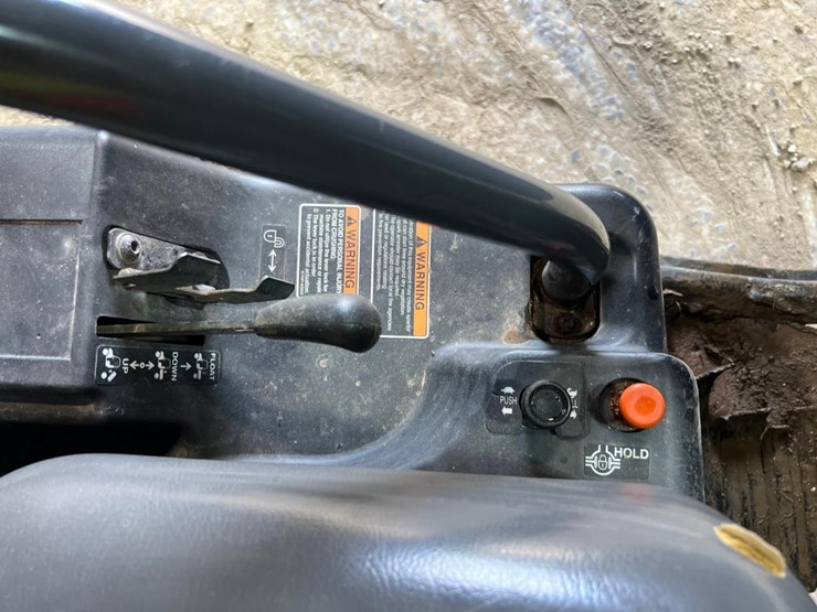 kubota-rtv-x1100c-image-32
