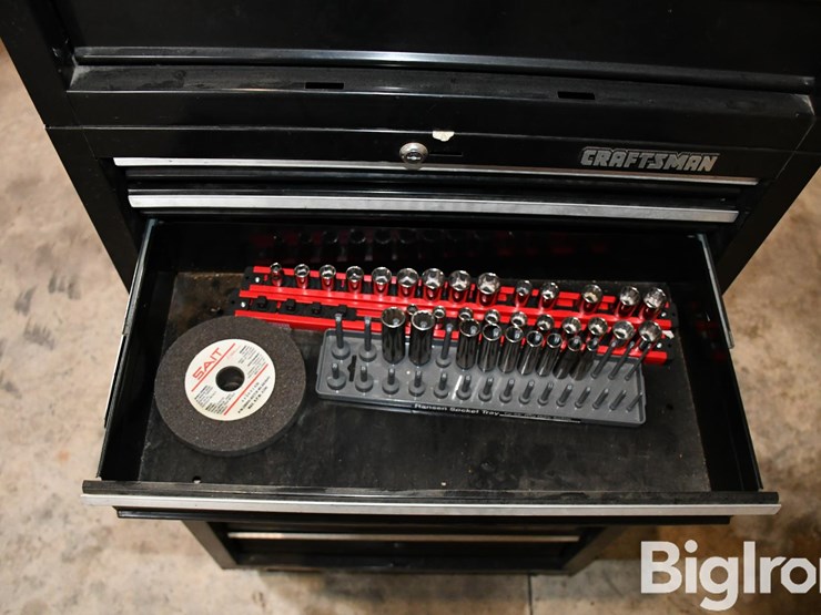 craftsman-3-tier-tool-bench-w/contents-image-17