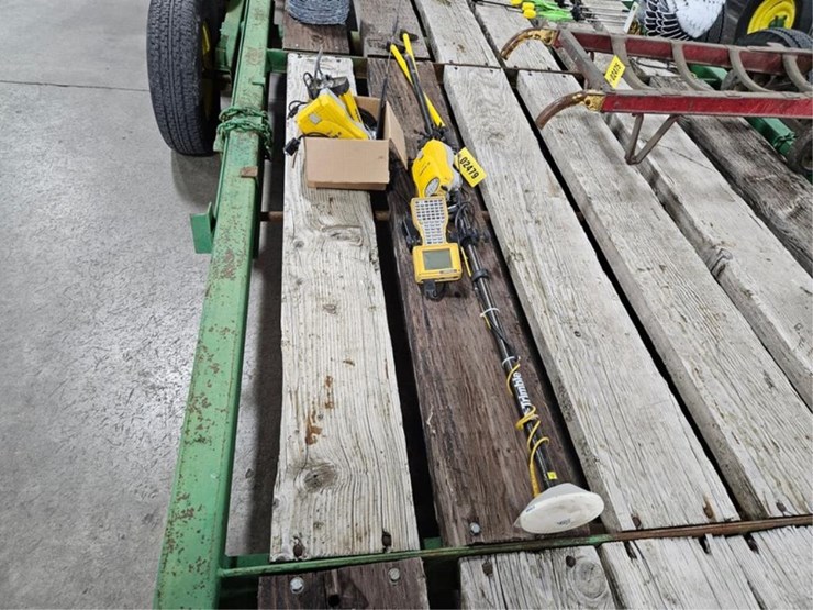 #2479-•-2002-trimble-5700-gps-reciever-image-3