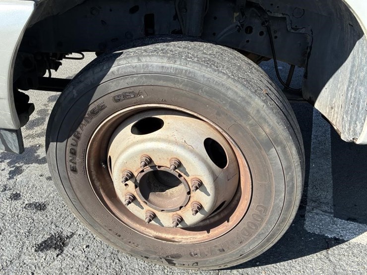 2002-ford-f450-image-10