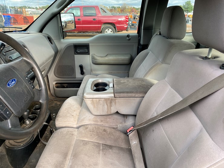 2005-ford-f150-image-46