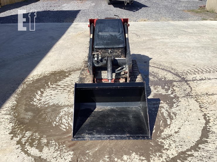 2014-toro-dingo-tx427w-image-7