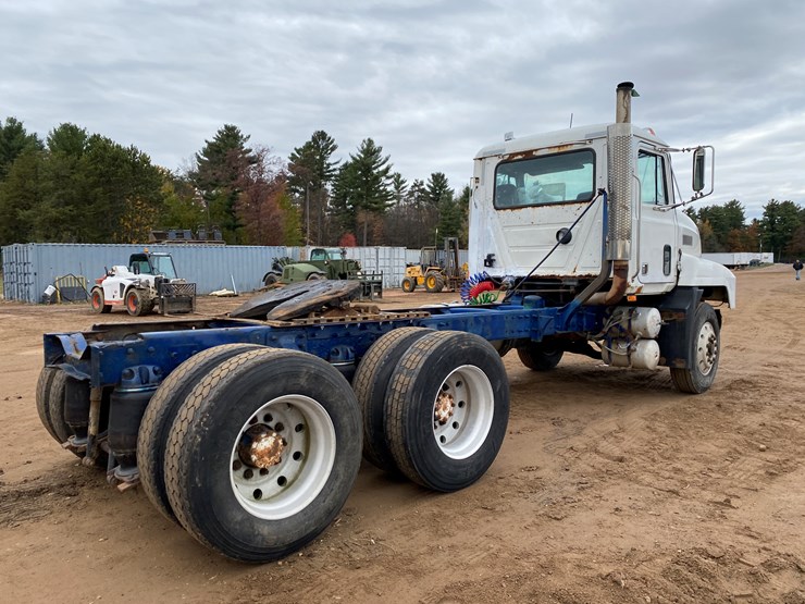 1993-mack-ch613-image-7
