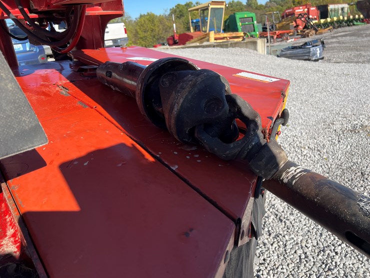 new-holland-1411-image-4