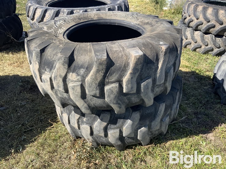 titan-18.2-26-tractor-tires-image-4