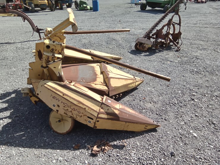 new-holland-824-image-6