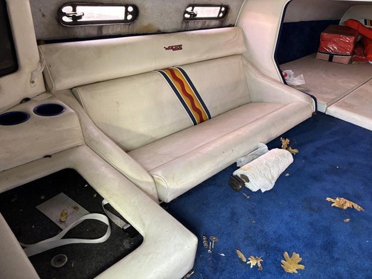 2004-unknown-trailer-image-34