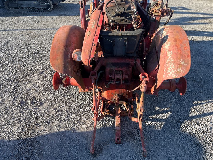 international-424-image-7