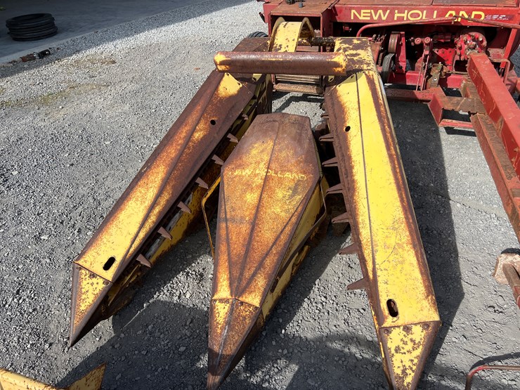 new-holland-770-image-3