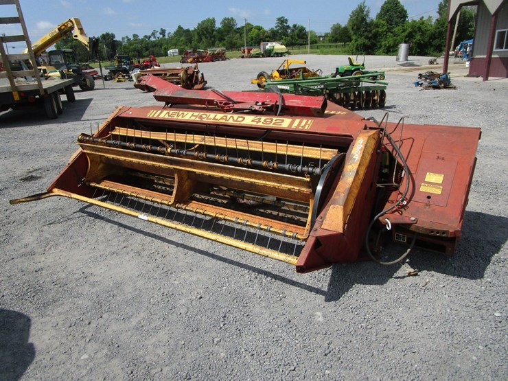 new-holland-492-image-1