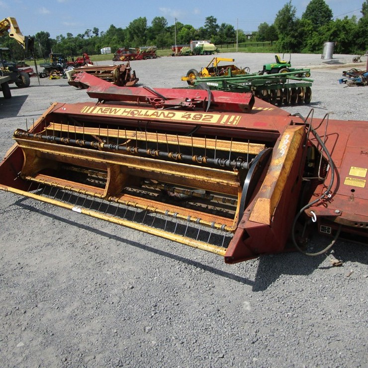NEW HOLLAND 492