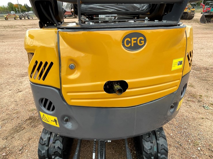 #1799-•-agt-qk18r-mini-excavator-image-25