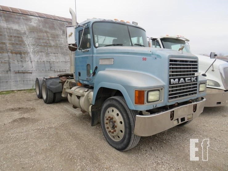 1997-mack-ch600-image-12