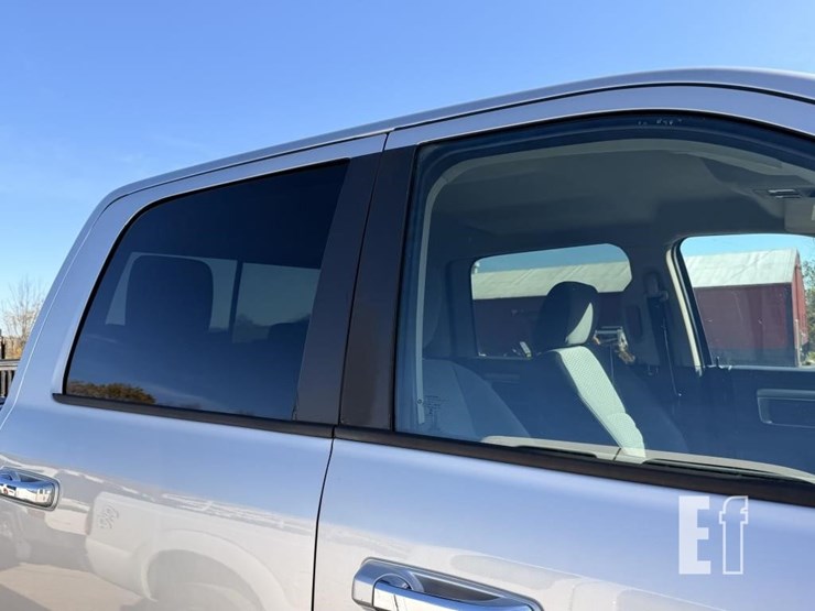 2015-ram-2500-hd-image-16