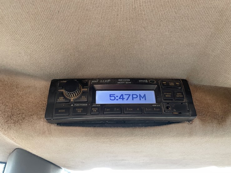 2011-case-821f-image-54