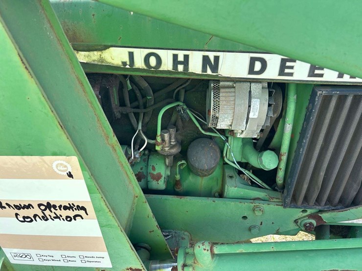 john-deere-2040-image-7