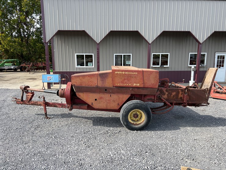 new-holland-315-image-2