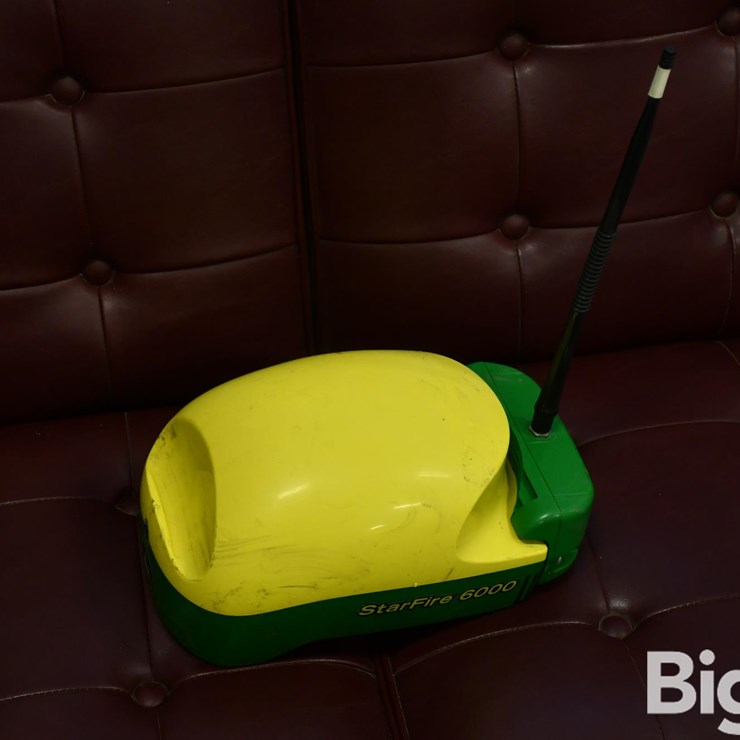 JOHN DEERE STARFIRE 6000