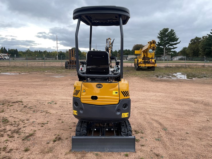 #1795-•-agt-qk18r-mini-excavator-image-6
