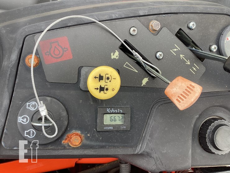 2019-kubota-z724x-image-12