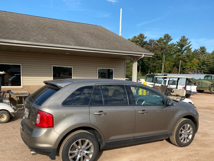 2013-ford-edge-image-47