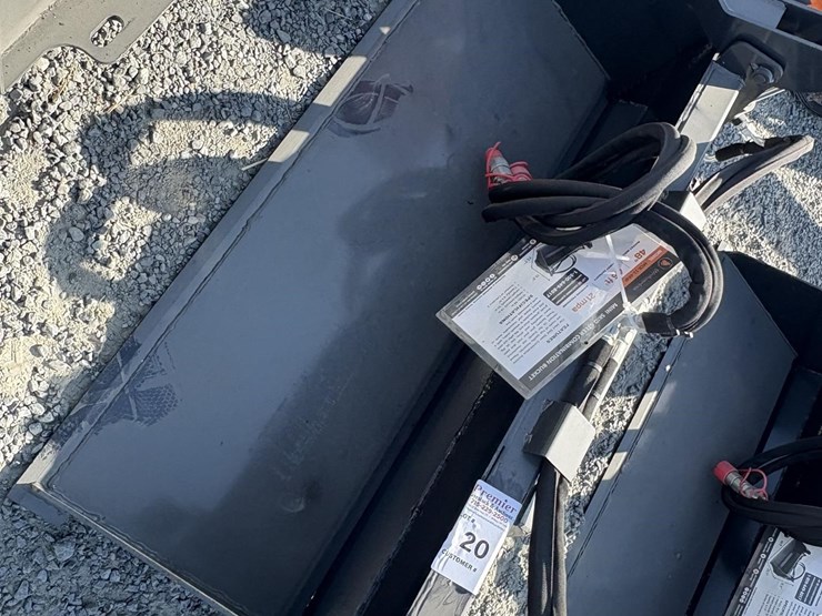 2025-wolverine-mcb-11-48w-image-1