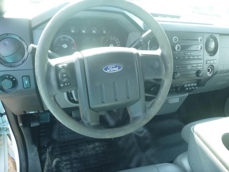 2012-ford-f550-image-11