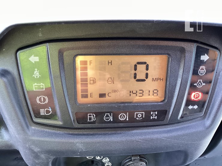 2014-kubota-rtv-x900-image-12