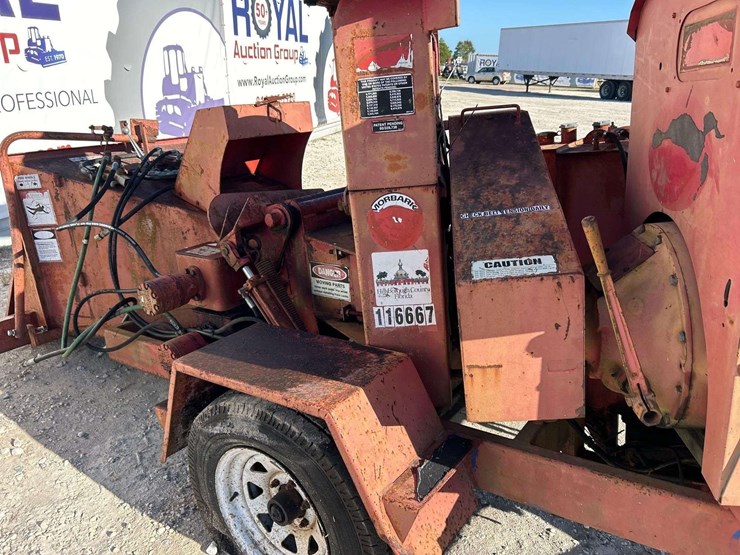 2000-morbark-towable-brush-chipper-image-10