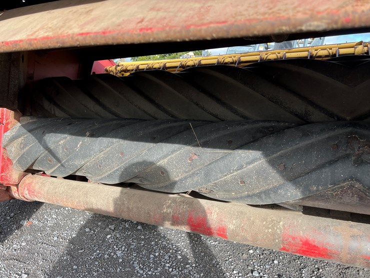 new-holland-489-image-9