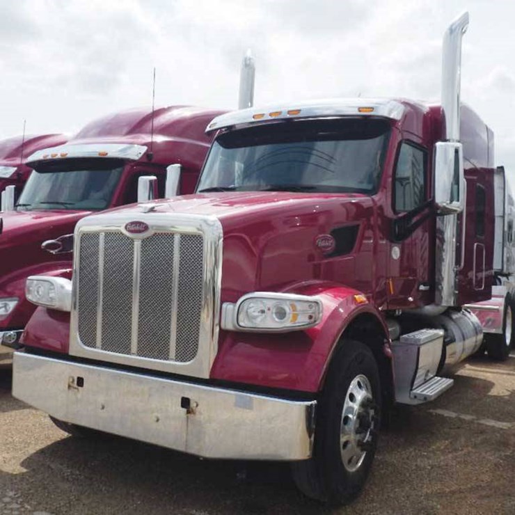 2022 PETERBILT 567