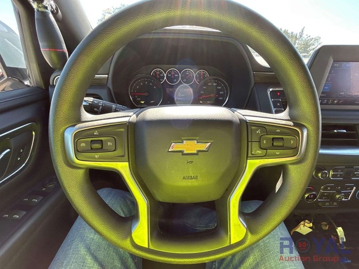 2021-chevrolet-tahoe-image-14