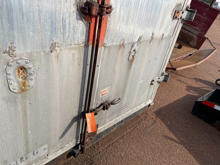 #3199-•-converted-storage-office-box-image-18