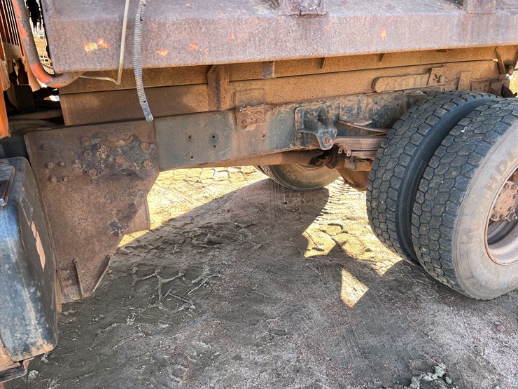 gmc-topkick-image-13