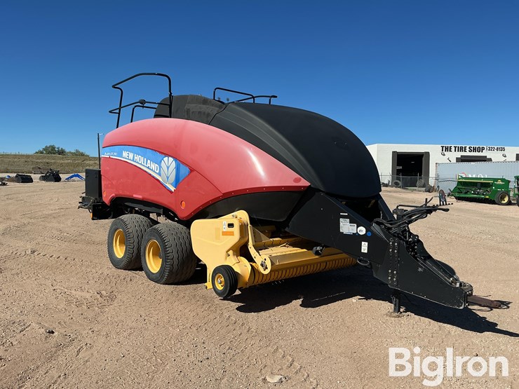 2013-new-holland-340-image-3