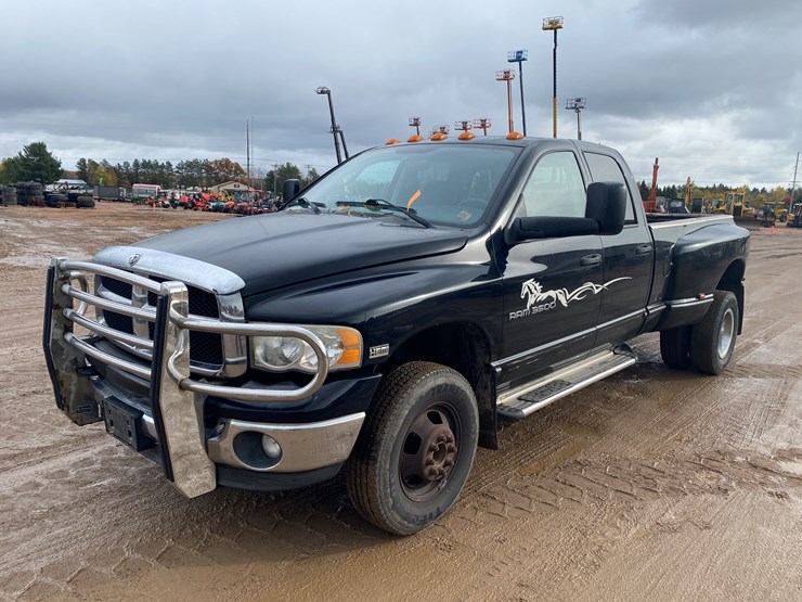 2003-dodge-ram-3500-image-1