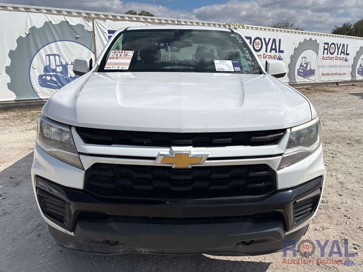 2021-chevrolet-colorado-image-32