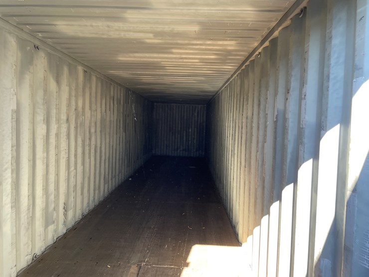 #3188-•-40'-standard-height-shipping-container-image-6