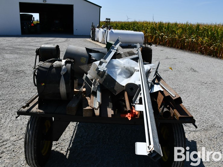 hayrack-w/contents-image-13