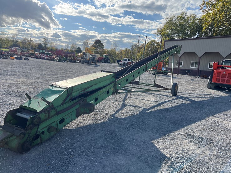 john-deere-350-image-1