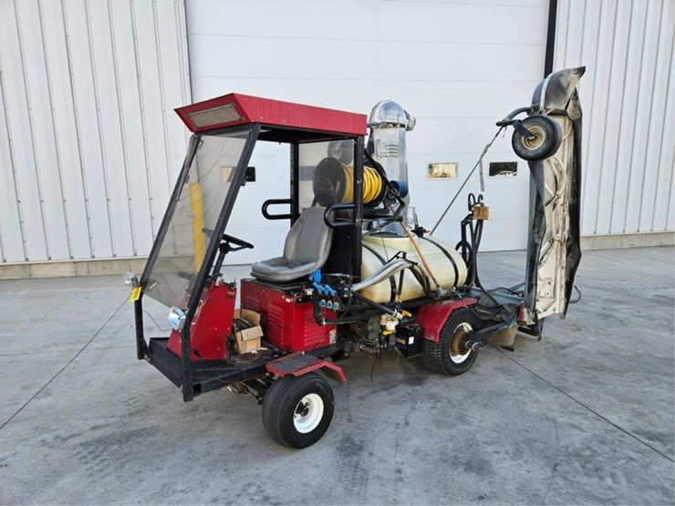 #2525-•-toro-1100-sprayer-image-1